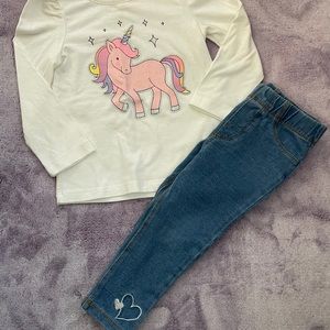 Unicorn long sleeve with jeans